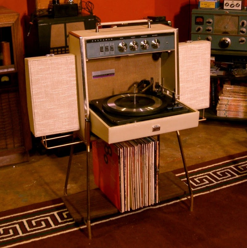 vintage zenith portable record player